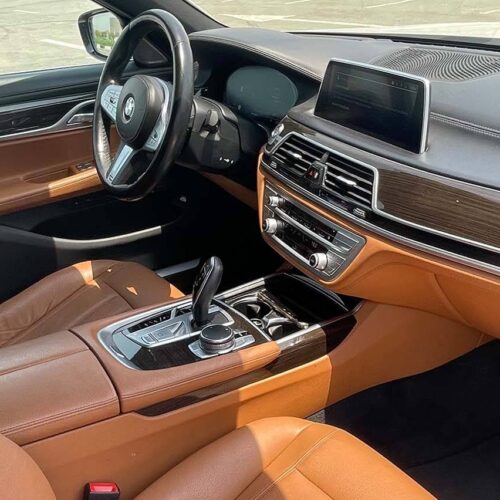 BMW 7 Series Rent in Dubai