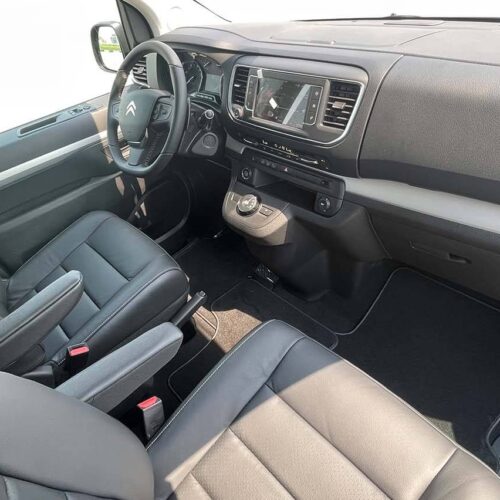 citroen spacetourer rent in dubai