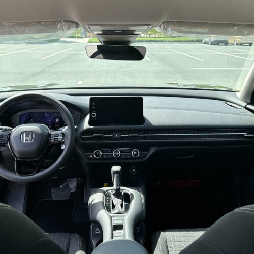 Honda ZRV Rent in Dubai