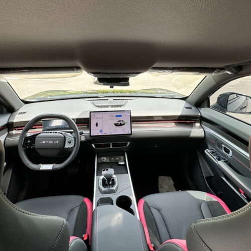 Jetour Dashing Rent in Dubai