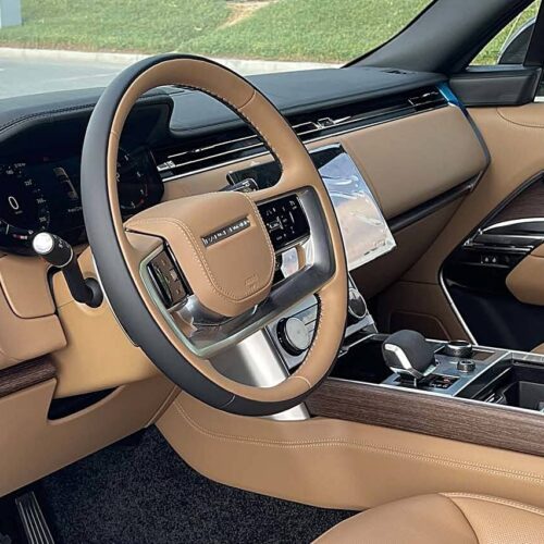 Range-Rover-Vogue-2023-Rent-in-Dubai
