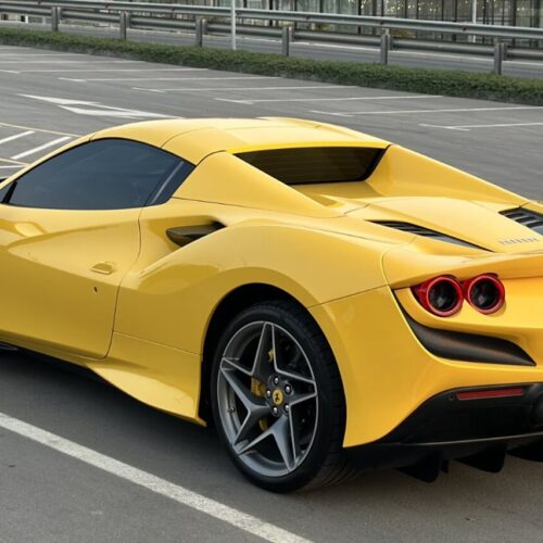Rent Ferrari F8 Spider in Dubai