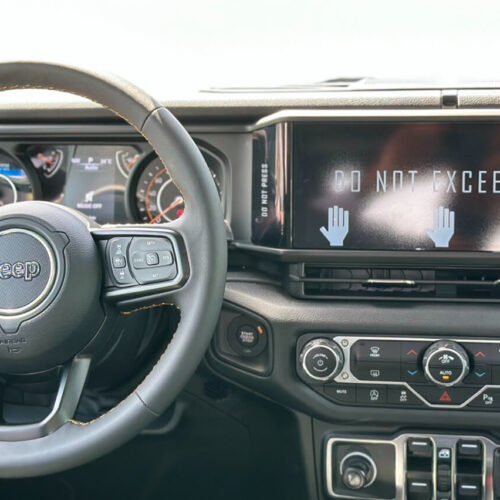 Rent Jeep Wrangler in Dubai