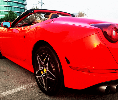 Rent Ferrari California in Dubai